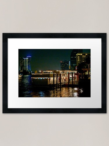 Dock side dinner - side, cruiser
