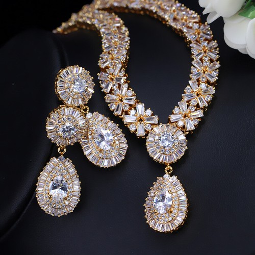 Gold plated cubic zirconia red - plated,