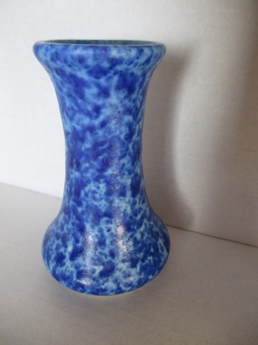 Ruskin vase small - vase,