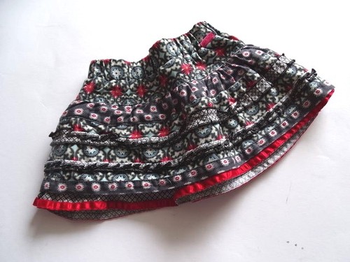 Cakewalk sweet skirt with