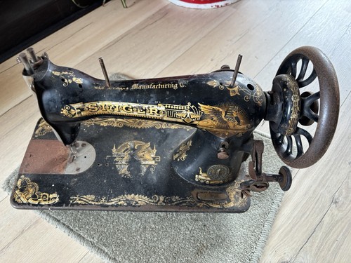 Vintage singer sewing machine - singer,