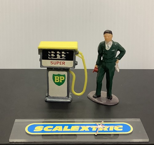 Vintage super petrol pump - super,