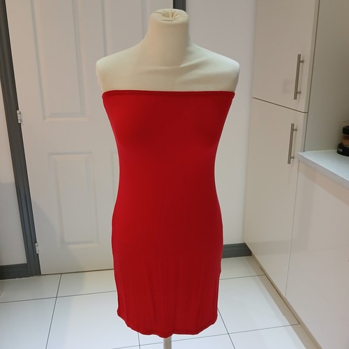 Bnwt boohoo red bandeau jersey - red,