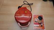 ? BRAND NEW: Heat & Eat Mini Donut Maker ?