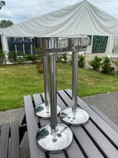 Floor standing champagne