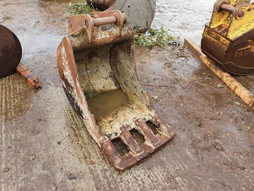 600mm excavator digging bucket - digging,