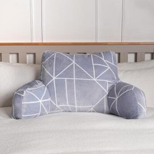 Geometric Reading Cushion Bed