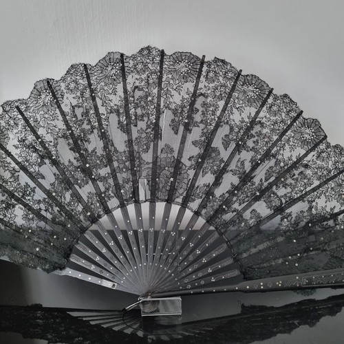 Large antique fan - large,