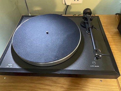 Linn basik turntable with - basik,