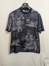 Bee Inspired mens size small