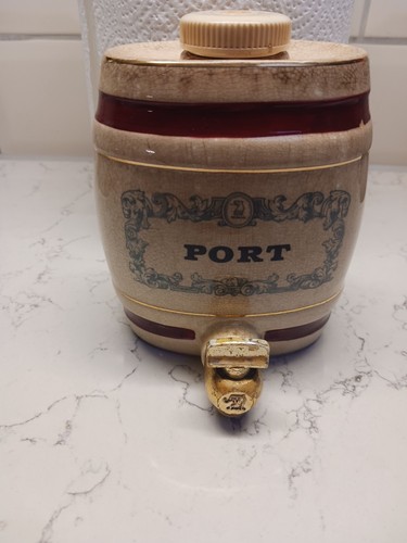 Vintage royal victoria wade - royal,