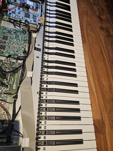 Roland g70 full keybed working - g70,