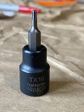 Halfords advanced Black