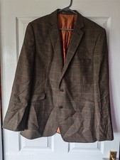 Holland Esquire Men's Suit