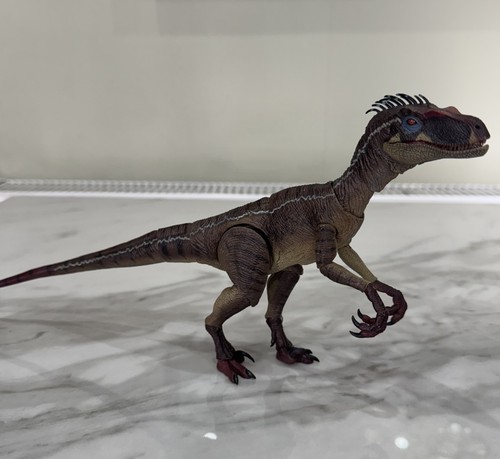 Nanmu articulated velociraptor - articulated,