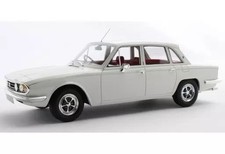 CULT 1/18 Triumph 2500 PI