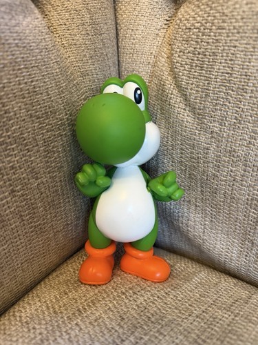 Super mario yoshi figure - super, toy