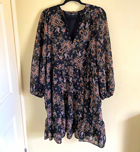 George black paisley neck - black, v-neck