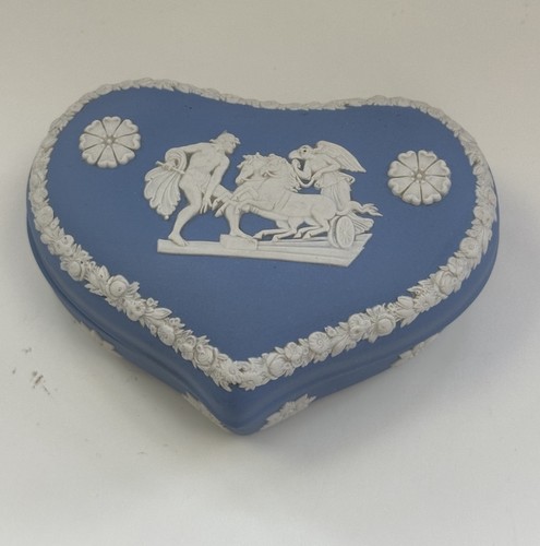 Wedgwood jasper ware - jasper,