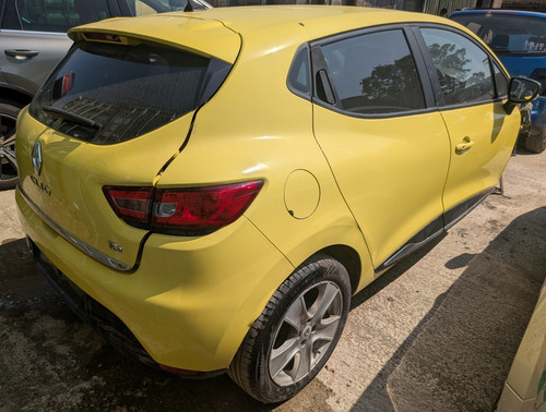 Renault clio rear - rear, light