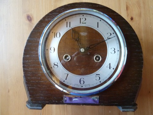 Vintage smiths enfield mantle - enfield,