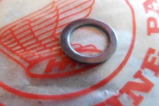 HONDA SS50 C70 C90 CT70 CT90 ATC70  GENUINE VALVE SPRING SEAT - # 14776-028-000
