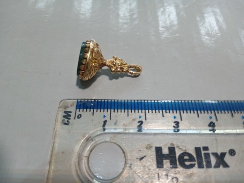 Carat gold hallmarked - 9,