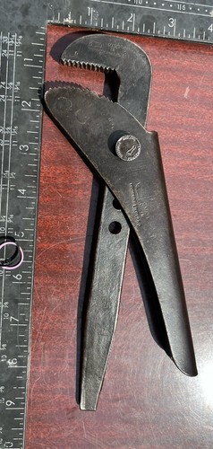 Vintage footprint wrench grips - vintage,