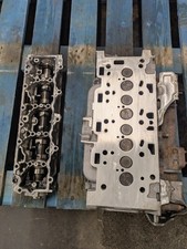 Citroen Peugeot Ford Volvo 1.6 8v Tdci Hdi  Cylinder Head Inc Camshaft + Housing