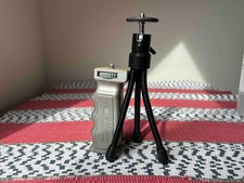 Vintage 1960s Mobilgrip Hand