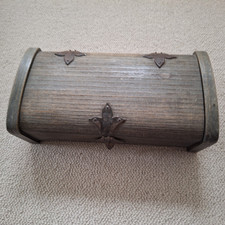 VINTAGE SWISS MUSICAL BOX  WITH "THORENS" MOVEMENT - FOR SPARES OR REPAIR.