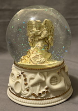 Vintage 1996 SAN FRANCISCO MUSIC BOX CO Snow Globe Angel Hark the Herald Tune