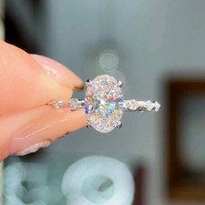 Engagement Ring Oval Cut 2