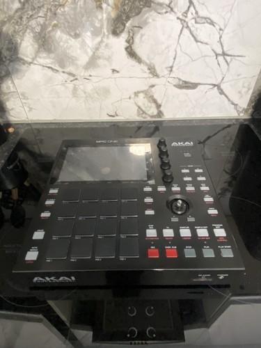 Akai mpc one - akai,