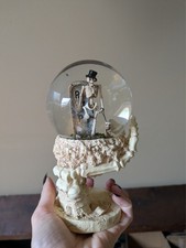 TK Maxx Halloween Skeleton Gentleman on the graveyard Skull Snow Globe Ornament