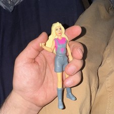 2025 Kinder Surprise Maxi