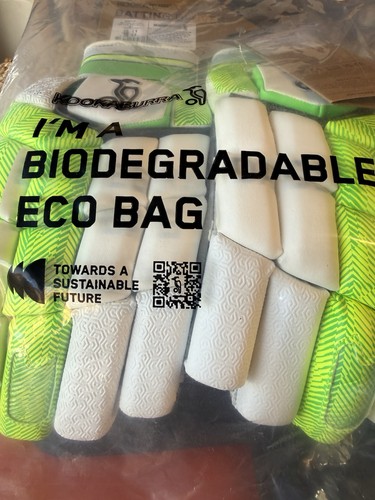 Cricket batting gloves - batting,