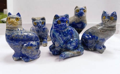 Natural lapis lazuli