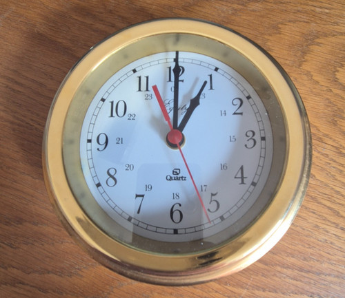 Analog wall clock - -,