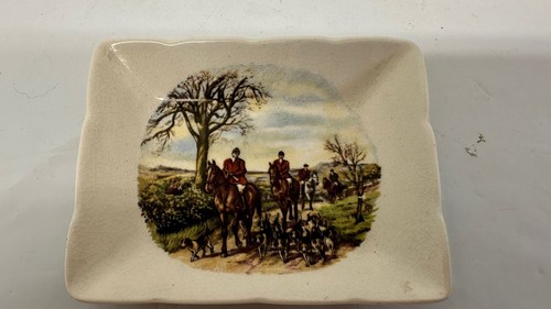 Sandland ware hunt scene - sandland,