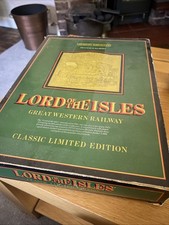 Hornby Railways OO scale "Lord of the Isles", limited edition set.