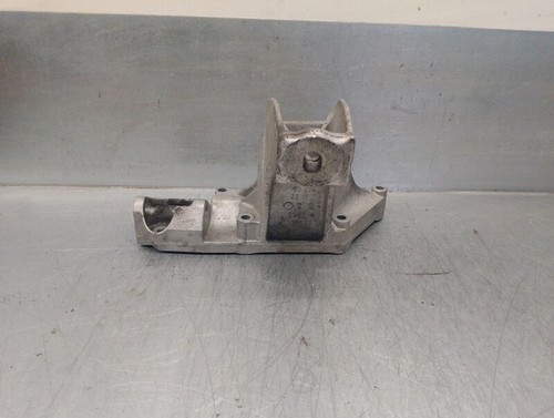 6753225 engine mounting