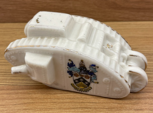 Crested china ww1 tank - crested,