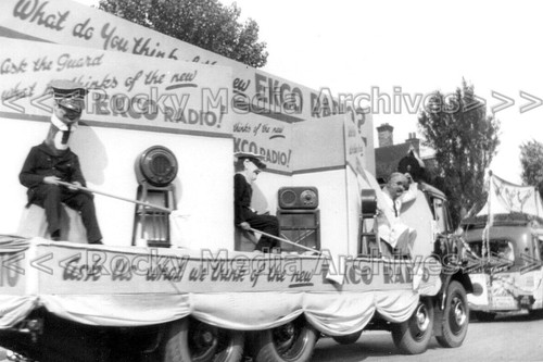 Hpp ekco radio carnival - ekco,