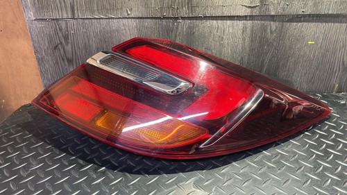 Vauxhall insignia tail light - vauxhall,