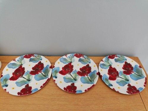Poole pottery poppy - 3x, side