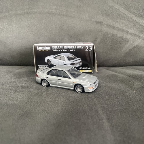 Tomica premium silver subaru - tomica,