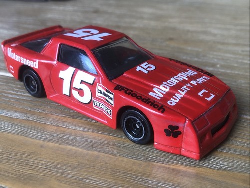 Vintage corgi chevrolet camaro - corgi,