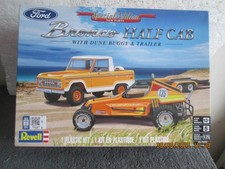 1/25  REVELL  FORD BRONCO HALF CAB W/DUNE BUGGY & TRAILER    (85-7228)   see des