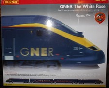 HORNBY R2197  - GNER THE WHITE ROSE TRAIN PACK